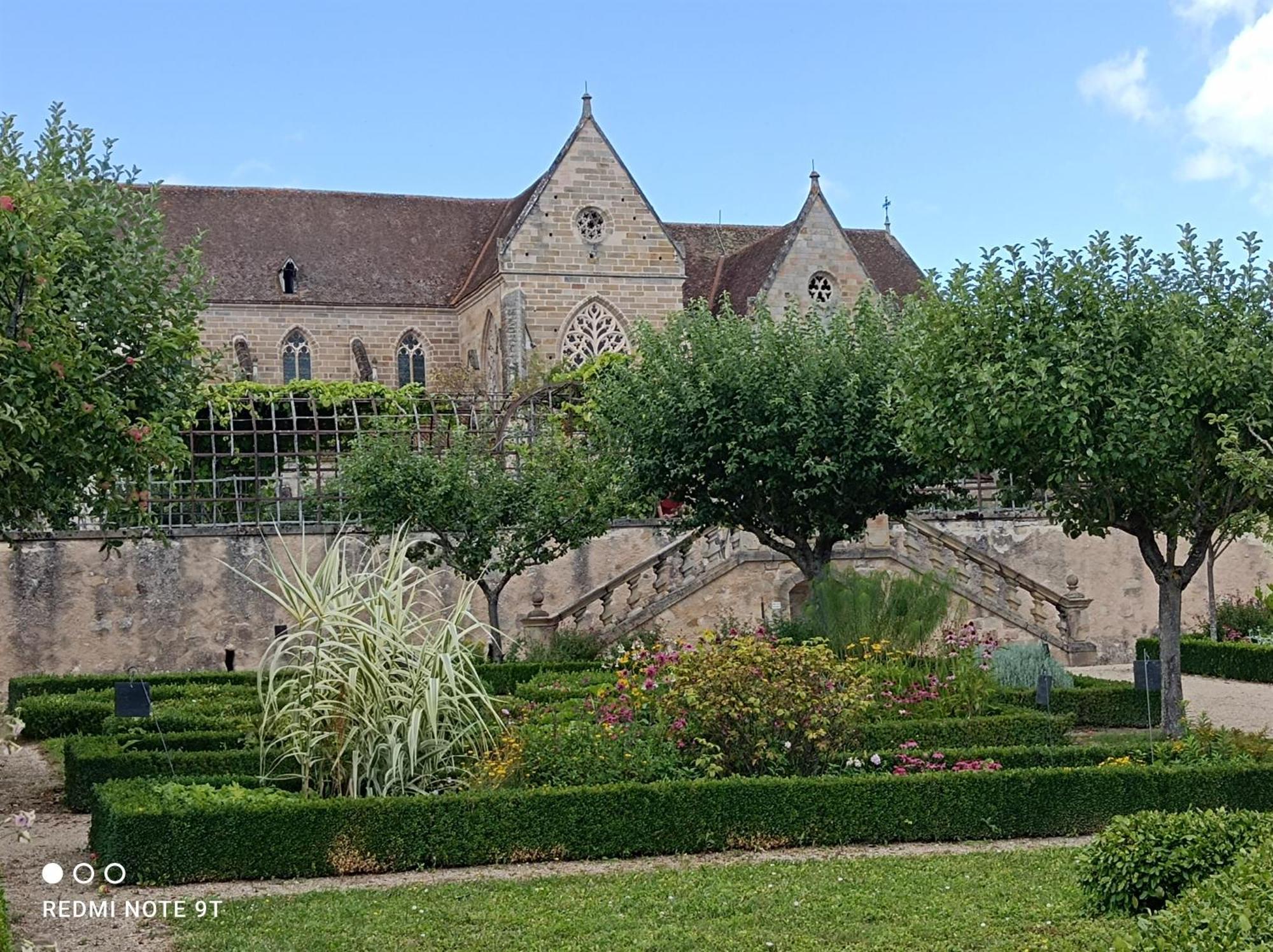 La Halte Du Clos Souvigny Exterior foto
